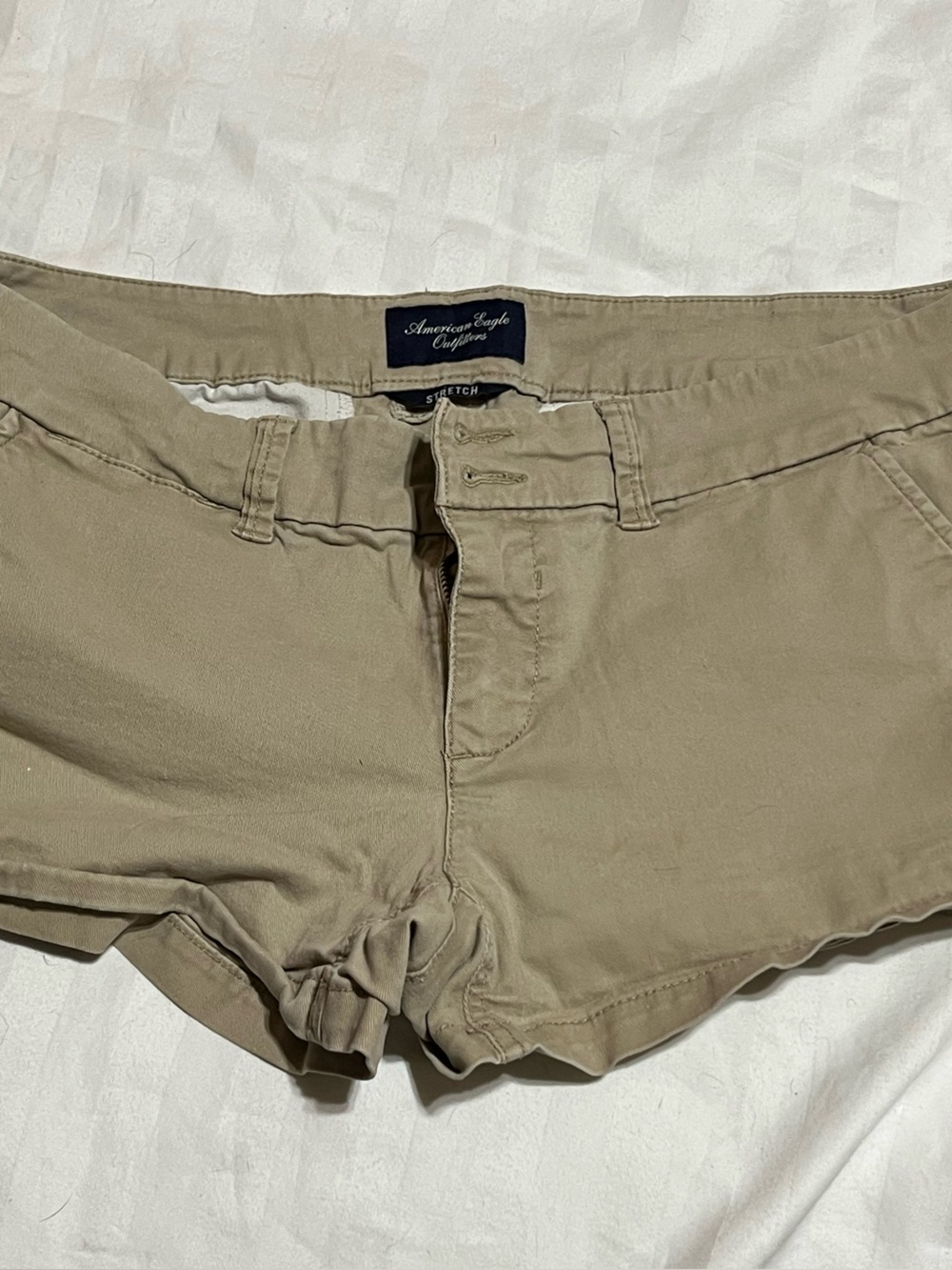 American Eagle Outfitters Tan Cotton Bermuda Shorts
18-21